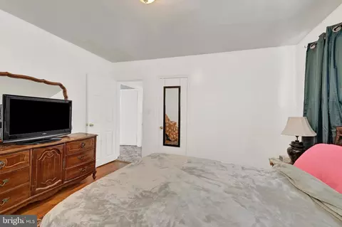 Bedroom - 5713 Anthony Ave, Baltimore, MD 21206 photo 2 of 6