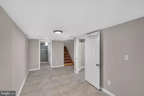 Entry Way - 2804 Ruscombe Ln, Baltimore, MD 21215 photo 19 of 19