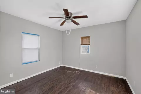Entry Way - 2804 Ruscombe Ln, Baltimore, MD 21215 photo 13 of 19