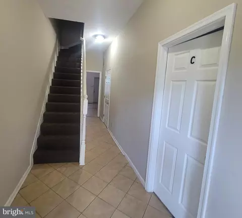 Entry Way - 3907 Fairview Ave, Baltimore, MD 21216 photo 1 of 8