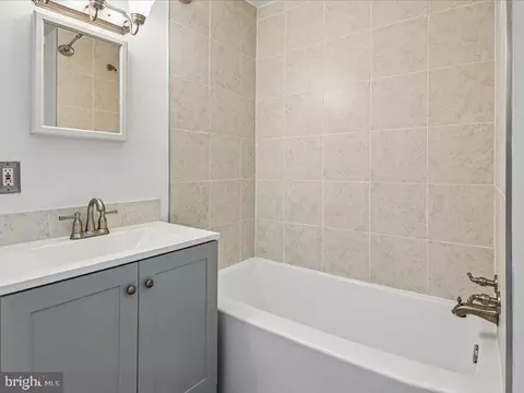 Bath - 1306 Marshall St, Baltimore, MD 21230 photo 1 of 2