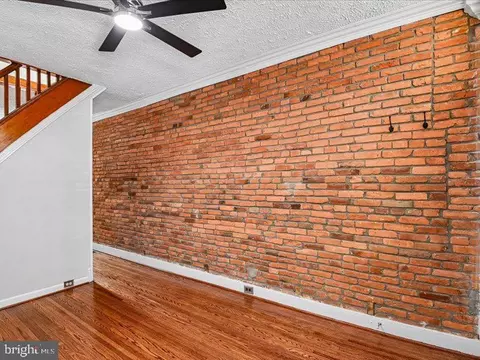 Entry Way - 1306 Marshall St, Baltimore, MD 21230 photo 1 of 4