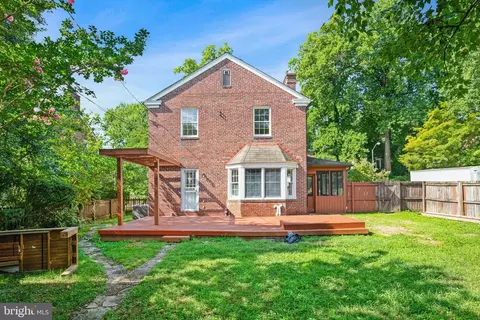 Exterior - 900 E Belvedere Ave, Baltimore, MD 21212 photo 7 of 9