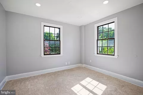Bedroom - 900 E Belvedere Ave, Baltimore, MD 21212 photo 8 of 9