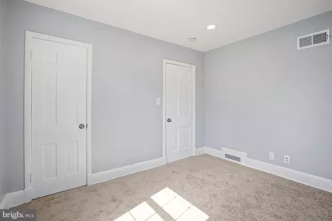 Bedroom - 900 E Belvedere Ave, Baltimore, MD 21212 photo 9 of 9