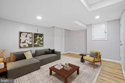 Living - 900 E Belvedere Ave, Baltimore, MD 21212 photo 4 of 8