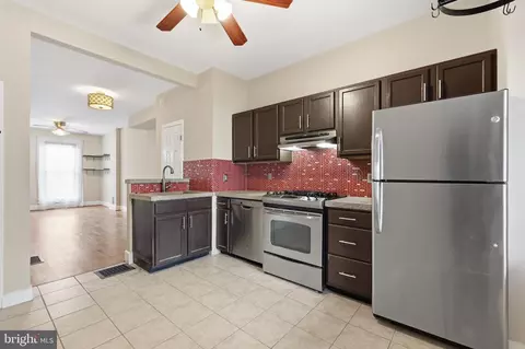 Kitchen - 122 N Streeper St, Baltimore, MD 21224 photo 1 of 2