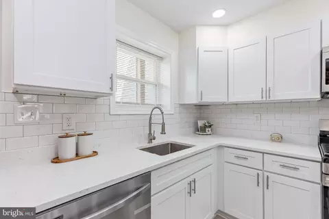 Kitchen - 2540 Eager St, Baltimore, MD 21205 photo 2 of 3