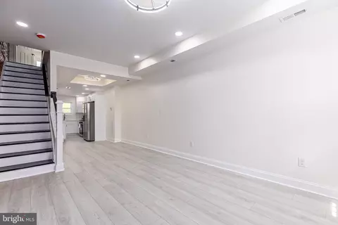 Entry Way - 2540 Eager St, Baltimore, MD 21205 photo 1 of 8