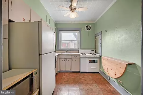 Kitchen - 3024 N Calvert St #CO-D5, Baltimore, MD 21218 photo 1 of 3