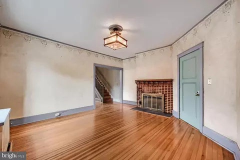 Living - 3024 N Calvert St #CO-D5, Baltimore, MD 21218 photo 3 of 3