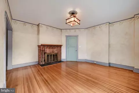 Living - 3024 N Calvert St #CO-D5, Baltimore, MD 21218 photo 2 of 3