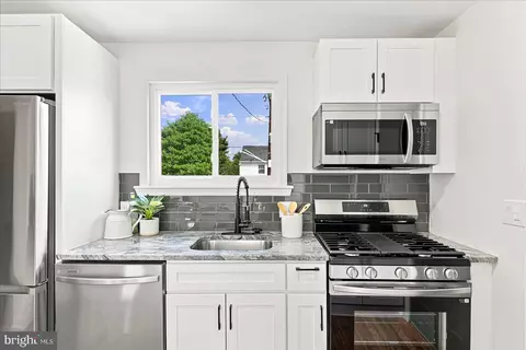 Kitchen - 1300 E 35th St, Baltimore, MD 21218 photo 2 of 5