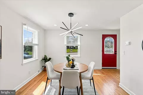 Entry Way - 1300 E 35th St, Baltimore, MD 21218 photo 2 of 3
