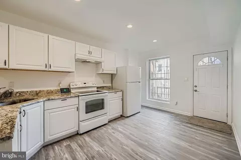 Kitchen - 1006 E 20th St, Baltimore, MD 21218 photo 2 of 2
