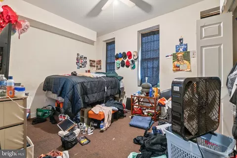 Bedroom - 2014 Mcculloh St, Baltimore, MD 21217 photo 3 of 4