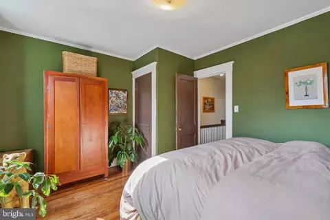 Bedroom - 4212 Evans Chapel Rd, Baltimore, MD 21211 photo 2 of 5