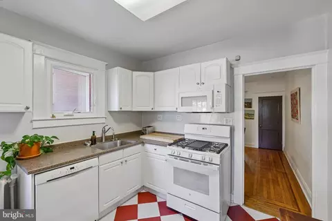Kitchen - 4212 Evans Chapel Rd, Baltimore, MD 21211 photo 1 of 2