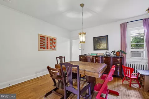 Dining - 4212 Evans Chapel Rd, Baltimore, MD 21211 photo 2 of 3