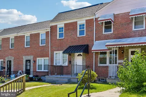 Exterior - 38 Upmanor Rd, Baltimore, MD 21229 photo 2 of 2
