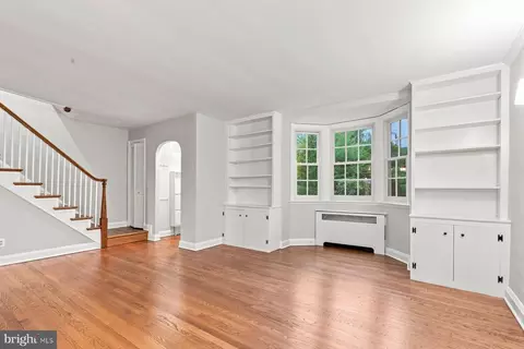 Living - 4237 Wickford Rd, Baltimore, MD 21210 photo 3 of 3