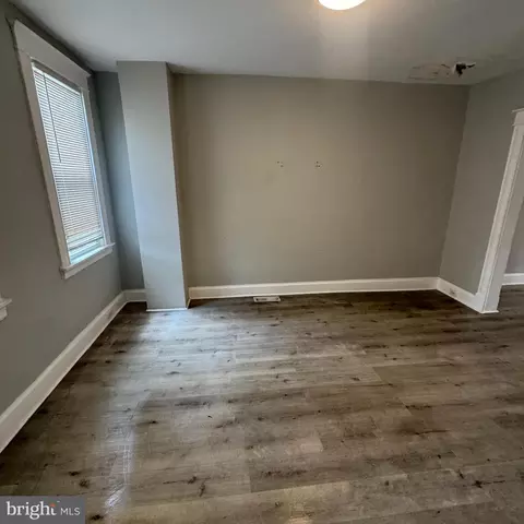 Living - 4945 Edgemere Ave, Baltimore, MD 21215 photo 1 of 2