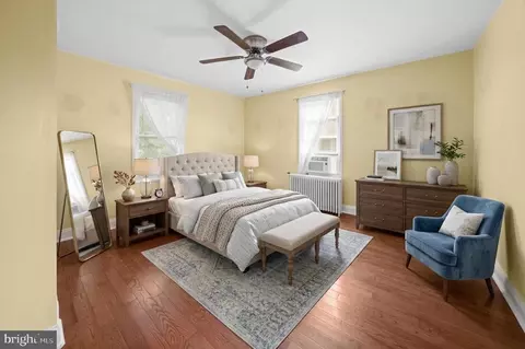 Bedroom - 1016 Pine Heights Ave, Baltimore, MD 21229 photo 1 of 8