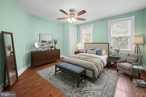 Bedroom - 1016 Pine Heights Ave, Baltimore, MD 21229 photo 4 of 8