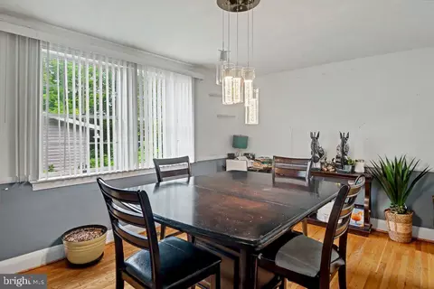 Dining - 3308 Beverly Rd, Baltimore, MD 21214 photo 1 of 2