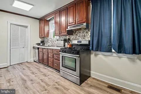 Kitchen - 3308 Beverly Rd, Baltimore, MD 21214 photo 1 of 2