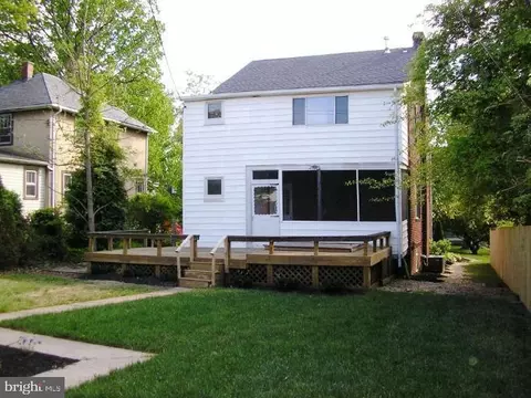 Exterior - 3308 Beverly Rd, Baltimore, MD 21214 photo 7 of 9