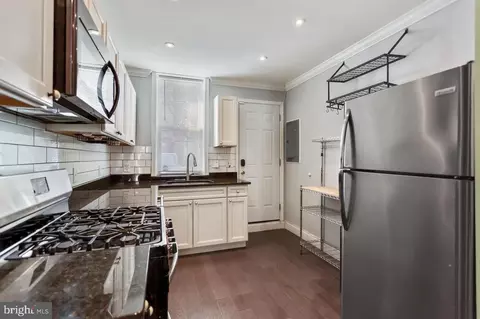1704 Latrobe St, Baltimore, MD 21202 photo 6