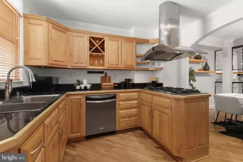 Kitchen - 721 S Decker Ave, Baltimore, MD 21224 photo 3 of 4