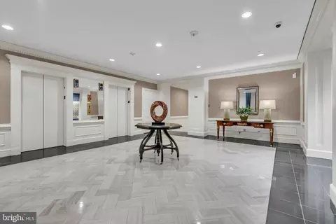 Entry Way - 10 E Lee St #2408, Baltimore, MD 21202 photo 1 of 16