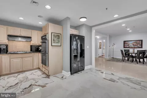 Other - 10 E Lee St #2408, Baltimore, MD 21202 photo 16 of 22