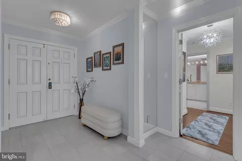 Entry Way - 10 E Lee St #2408, Baltimore, MD 21202 photo 11 of 16