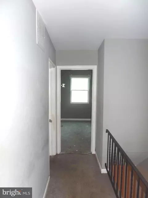 Entry Way - 5611 Elderon Ave, Baltimore, MD 21215 photo 2 of 4