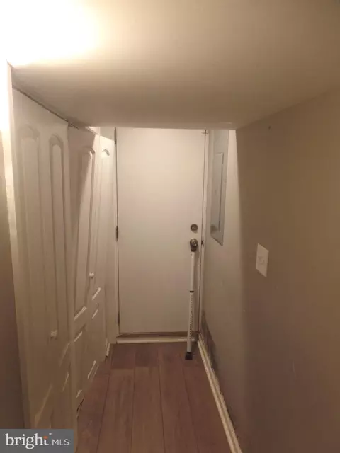 Entry Way - 5611 Elderon Ave, Baltimore, MD 21215 photo 3 of 4