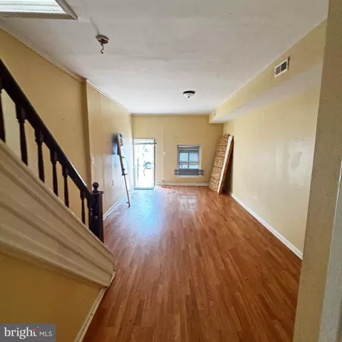 Entry Way - 2618 E Oliver St, Baltimore, MD 21213 photo 1 of 5