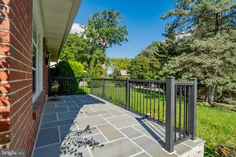 Exterior - 502 S Beechfield Ave, Baltimore, MD 21229 photo 4 of 4