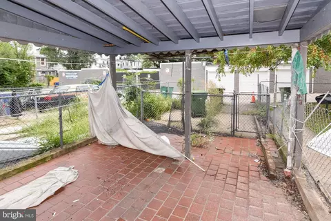 Exterior - 512 E 35th St, Baltimore, MD 21218 photo 3 of 5