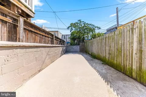 Exterior - 1731 William St, Baltimore, MD 21230 photo 3 of 4