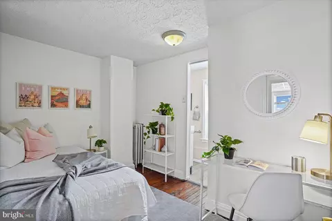 Bedroom - 537 E Gittings St, Baltimore, MD 21230 photo 4 of 6