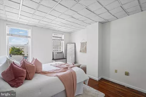 Bedroom - 537 E Gittings St, Baltimore, MD 21230 photo 2 of 6