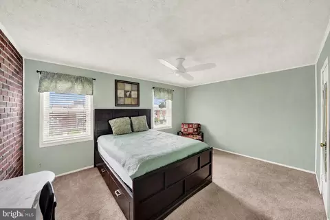 Bedroom - 4021 Elmora Ave, Baltimore, MD 21213 photo 1 of 4