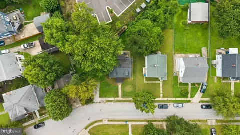 View/Area - 3015 Grindon Ave, Baltimore, MD 21214 photo 6 of 7