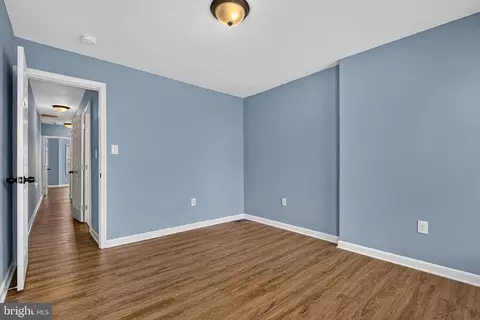 Entry Way - 715 E 23rd St, Baltimore, MD 21218 photo 7 of 7