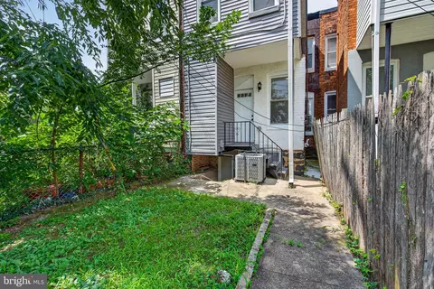 Exterior - 715 E 23rd St, Baltimore, MD 21218 photo 6 of 7