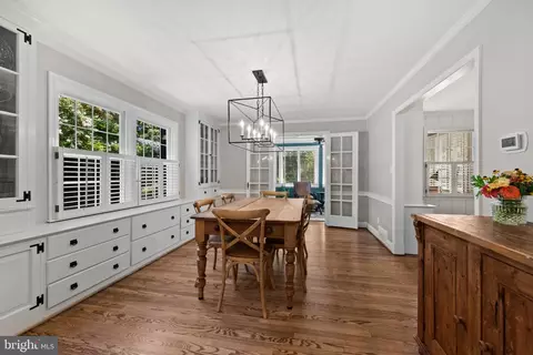 Dining - 304 Cedarcroft Rd, Baltimore, MD 21212 photo 1 of 3