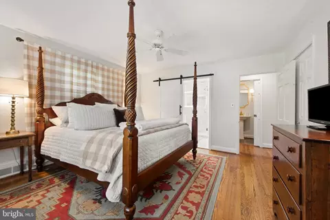 Bedroom - 304 Cedarcroft Rd, Baltimore, MD 21212 photo 2 of 12